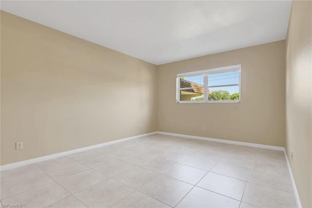 1723 Golf Club DR 1, North Fort Myers, FL 33903