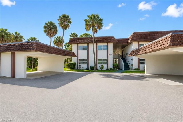 1723 Golf Club DR 1, North Fort Myers, FL 33903