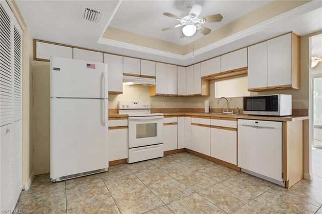 1723 Golf Club DR 1, North Fort Myers, FL 33903