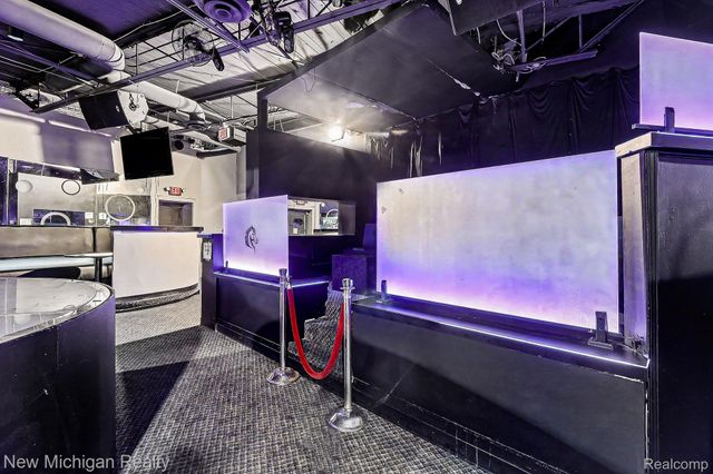 8140 Michigan Avenue, Detroit, MI 48210