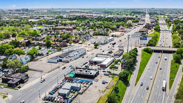 8140 Michigan Avenue, Detroit, MI 48210