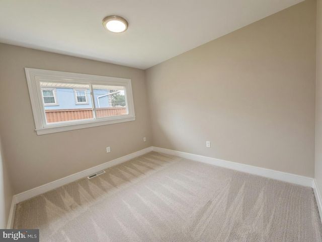 416 VIRGINIA AVE, Herndon, VA 20170