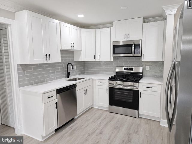 416 VIRGINIA AVE, Herndon, VA 20170