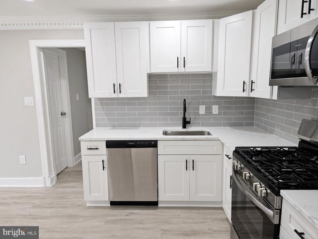 416 VIRGINIA AVE, Herndon, VA 20170