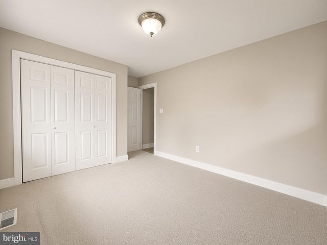 416 VIRGINIA AVE, Herndon, VA 20170