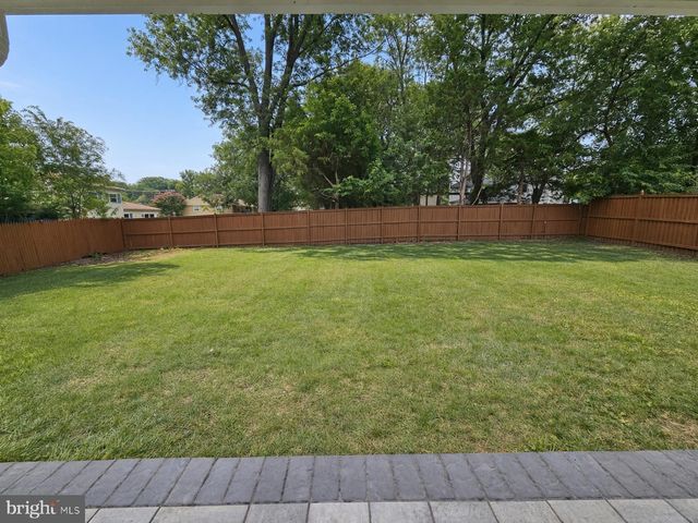 416 VIRGINIA AVE, Herndon, VA 20170