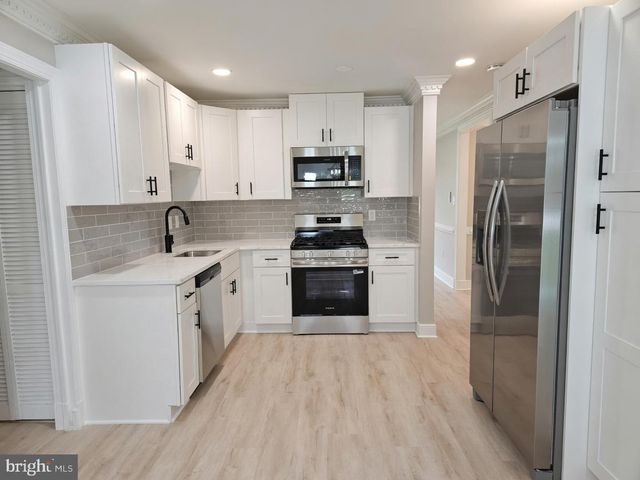 416 VIRGINIA AVE, Herndon, VA 20170