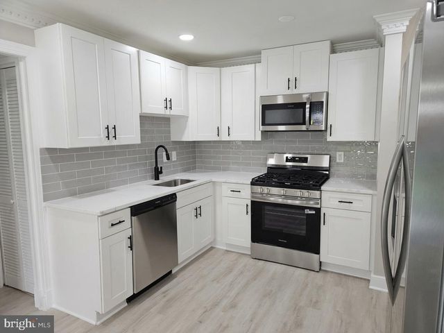 416 VIRGINIA AVE, Herndon, VA 20170