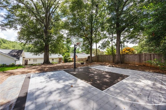 410 Milledge Circle, Athens, GA 30606