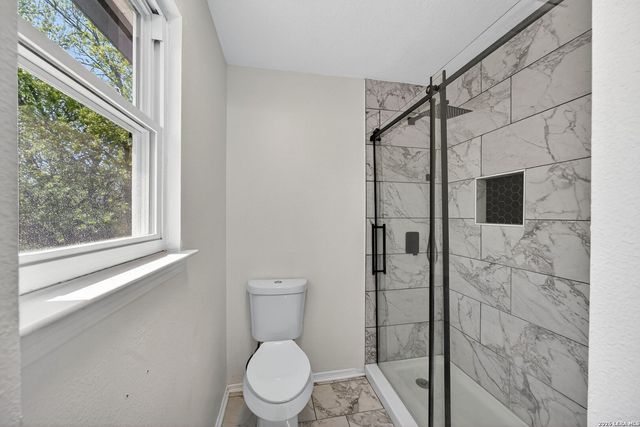 9814 Broad Forest, San Antonio, TX 78250