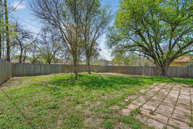 9814 Broad Forest, San Antonio, TX 78250