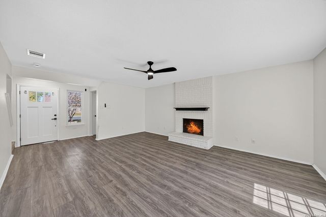 9814 Broad Forest, San Antonio, TX 78250