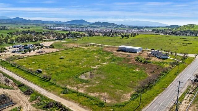 30100 Maxine, Menifee, CA 92584