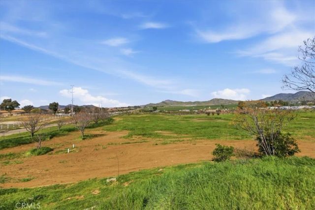 30100 Maxine, Menifee, CA 92584
