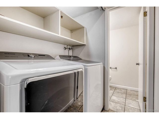 1231 S Yosemite Way 71, Denver, CO 80247