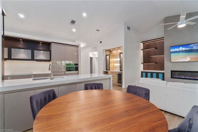 25360 Fairway Dunes CT, Bonita Springs, FL 34135