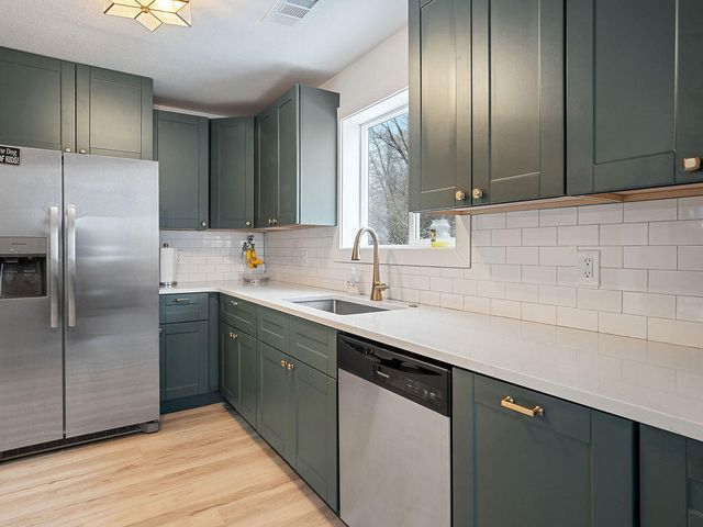 4756 Shasta Way, Klamath Falls, OR 97603