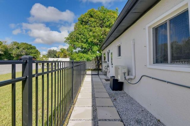 8734 OSAGE DRIVE, Tampa, FL 33634