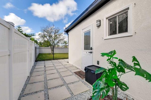 8734 OSAGE DRIVE, Tampa, FL 33634