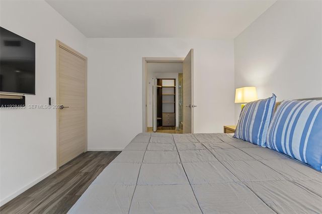 801 S Miami Ave 4205, Miami, FL 33130