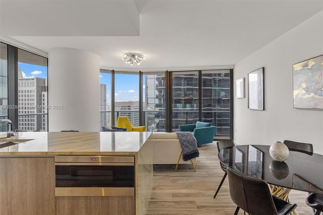 801 S Miami Ave 4205, Miami, FL 33130