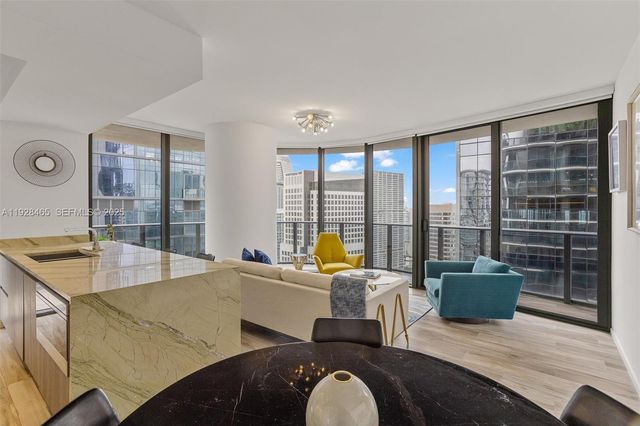 801 S Miami Ave 4205, Miami, FL 33130