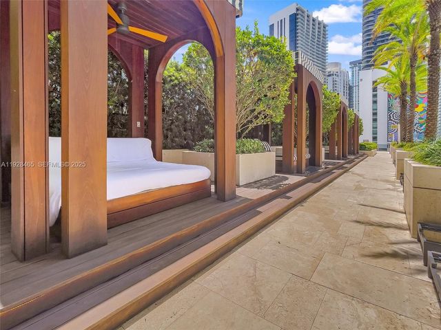 801 S Miami Ave 4205, Miami, FL 33130