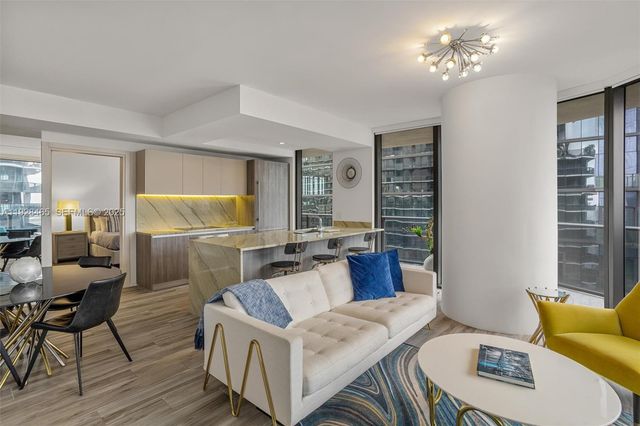 801 S Miami Ave 4205, Miami, FL 33130