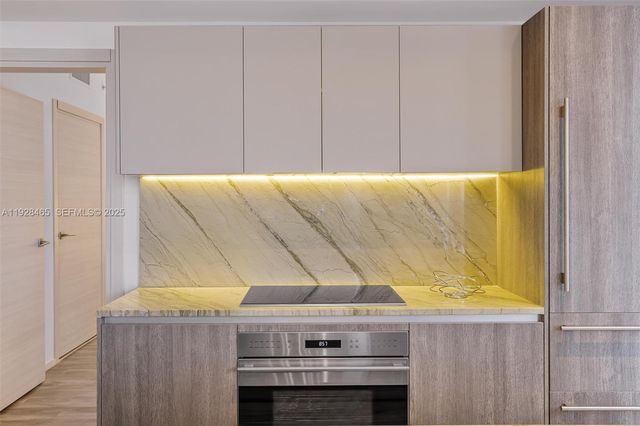 801 S Miami Ave 4205, Miami, FL 33130