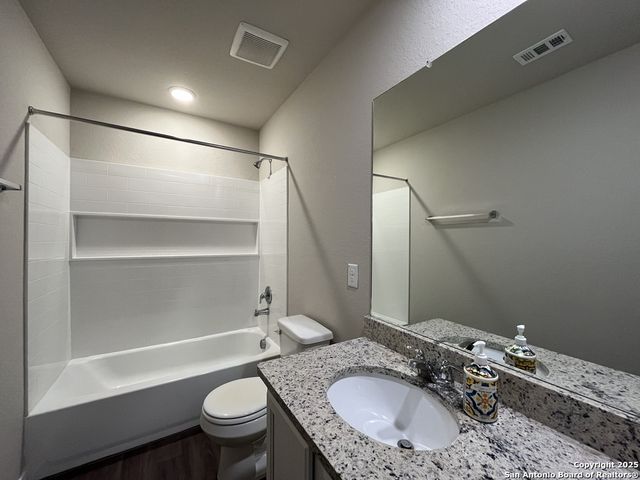 15015 Homing Meadow, San Antonio, TX 78253