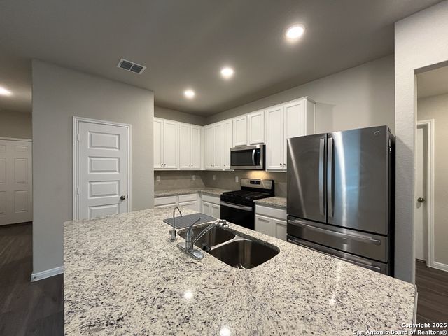 15015 Homing Meadow, San Antonio, TX 78253