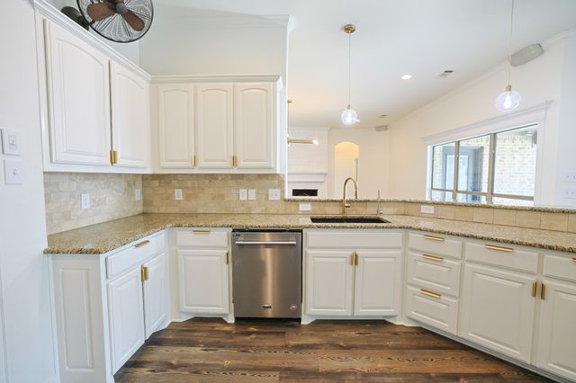 120 Whitetail Drive, Willow Park, TX 76008
