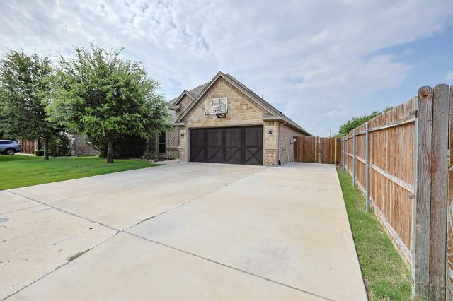 120 Whitetail Drive, Willow Park, TX 76008