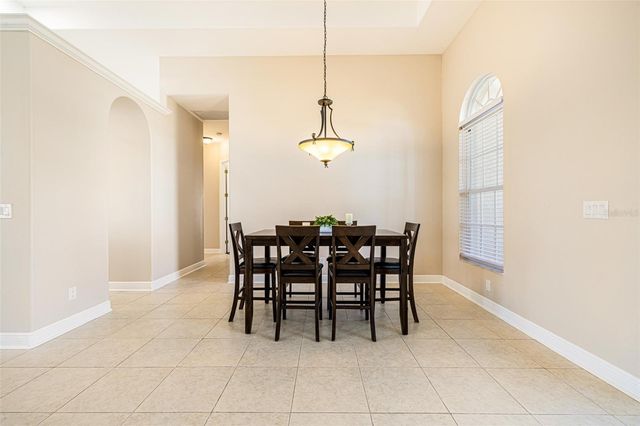 613 SE 4TH PLACE, Cape Coral, FL 33990