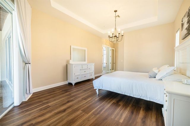 613 SE 4TH PLACE, Cape Coral, FL 33990