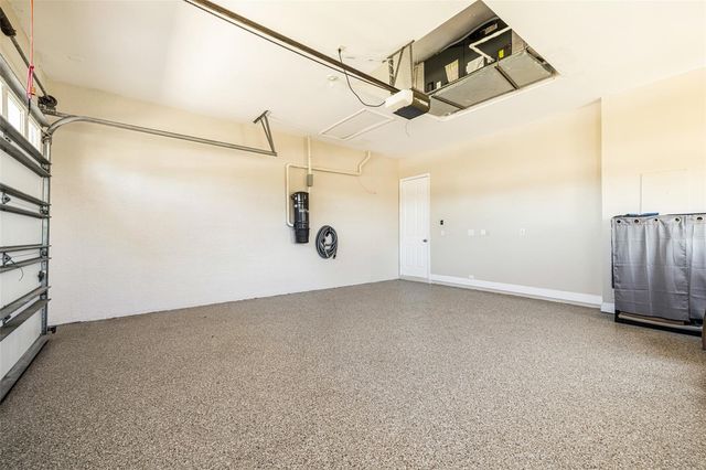 613 SE 4TH PLACE, Cape Coral, FL 33990