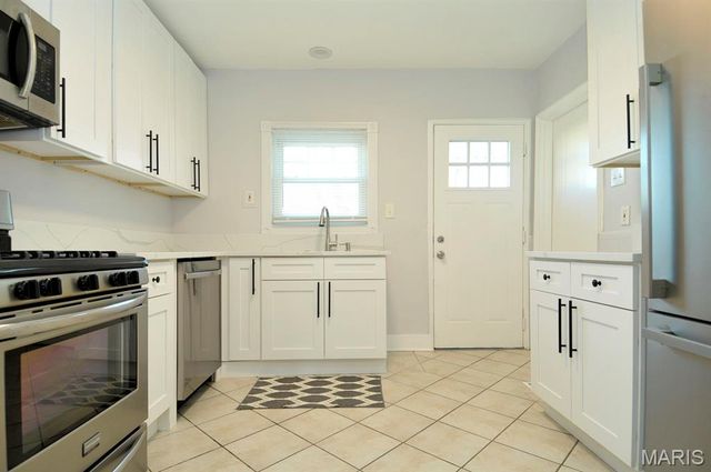 4404 S 39th Street, St Louis, MO 63116