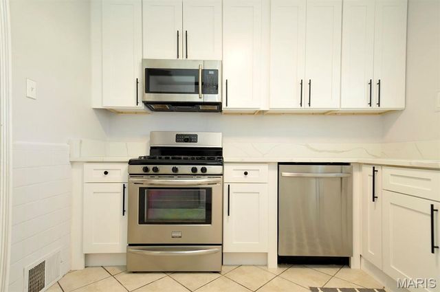 4404 S 39th Street, St Louis, MO 63116