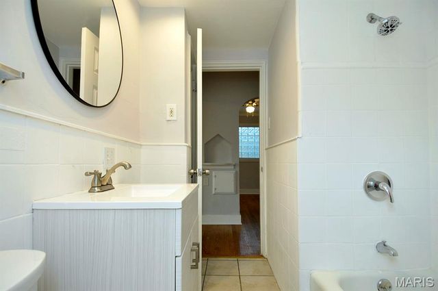 4404 S 39th Street, St Louis, MO 63116