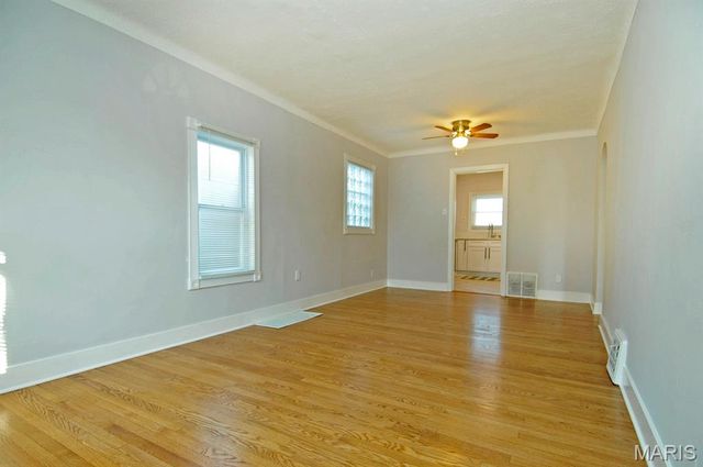 4404 S 39th Street, St Louis, MO 63116