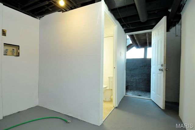 4404 S 39th Street, St Louis, MO 63116