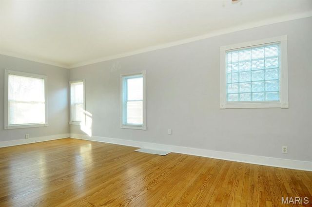 4404 S 39th Street, St Louis, MO 63116