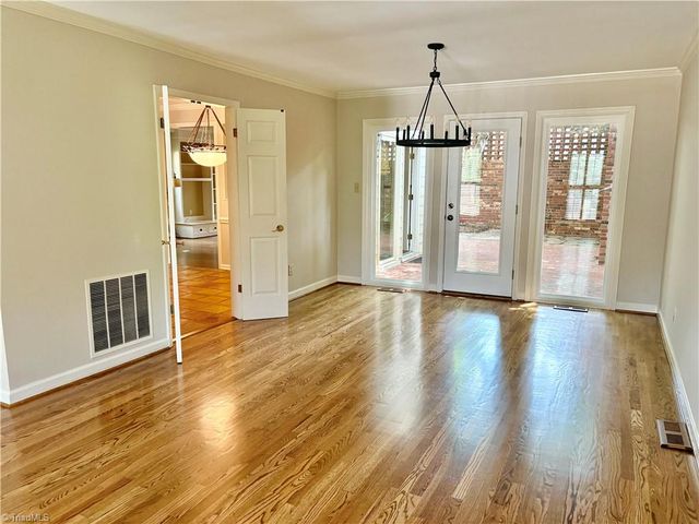813 Chancy Lane, Winston-salem, NC 27104