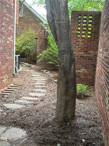 813 Chancy Lane, Winston-salem, NC 27104