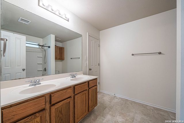 216 Hereford Street, Cibolo, TX 78108