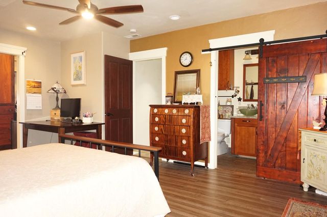 126 Center St, Jackson, CA 95642