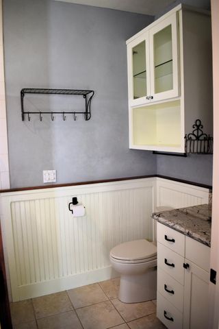 126 Center St, Jackson, CA 95642