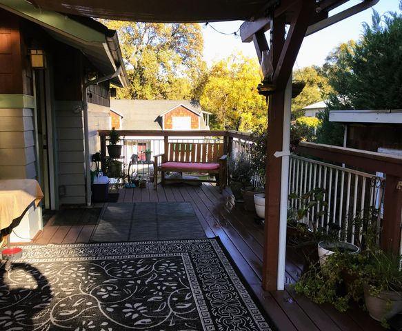 126 Center St, Jackson, CA 95642