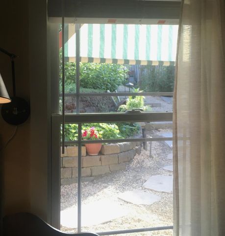 126 Center St, Jackson, CA 95642