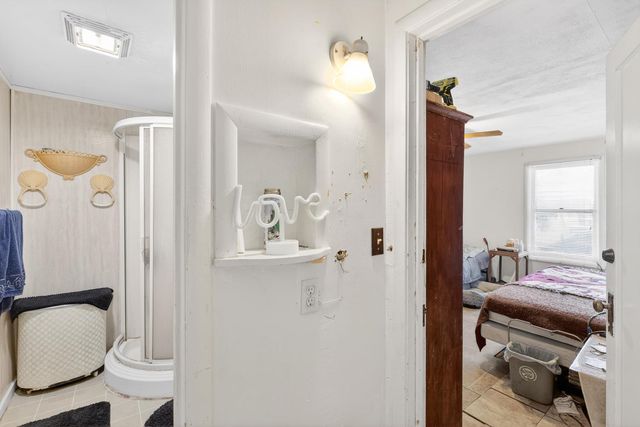 383 Taylor Rd, Lodi, CA 95242